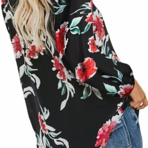 Top - Picture 2 of 2